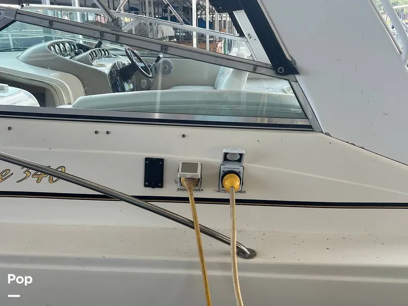 Slide: The Image of Rinker Fiesta Vee 340 2000 - 15800637