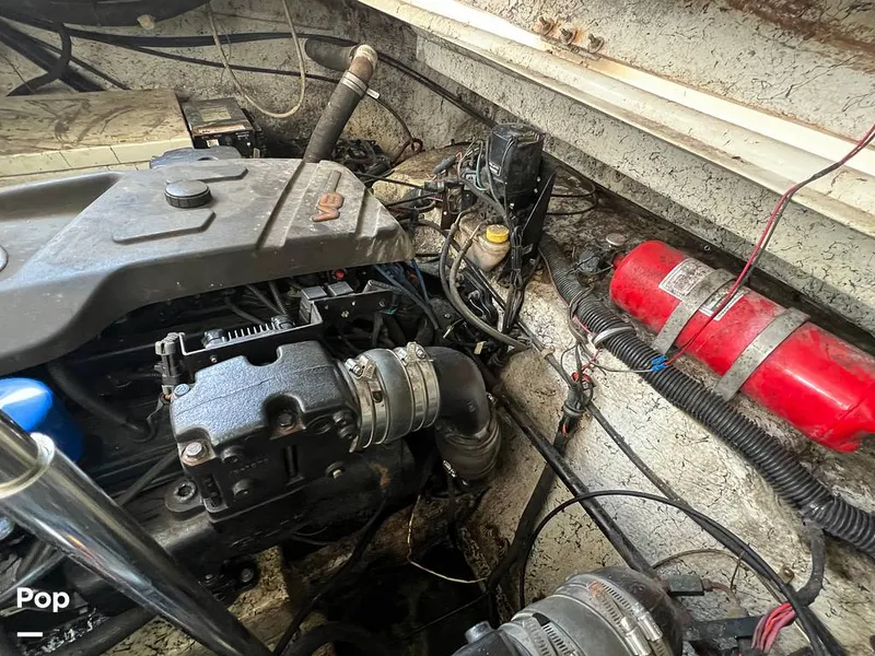 Slide: The Image of Rinker Fiesta Vee 340 2000 - 15800551