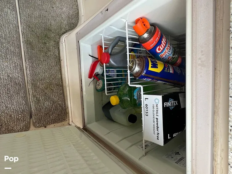 Slide: The Image of Rinker Fiesta Vee 340 2000 - 15800565