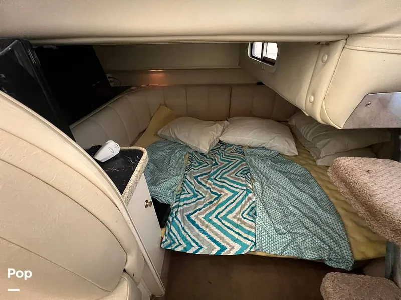 Slide: The Image of Rinker Fiesta Vee 340 2000 - 15800596