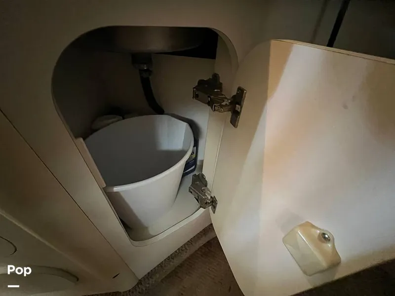 Slide: The Image of Rinker Fiesta Vee 340 2000 - 15800605