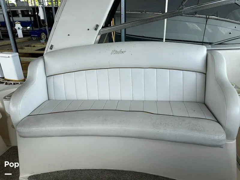 Slide: The Image of Rinker Fiesta Vee 340 2000 - 15800535