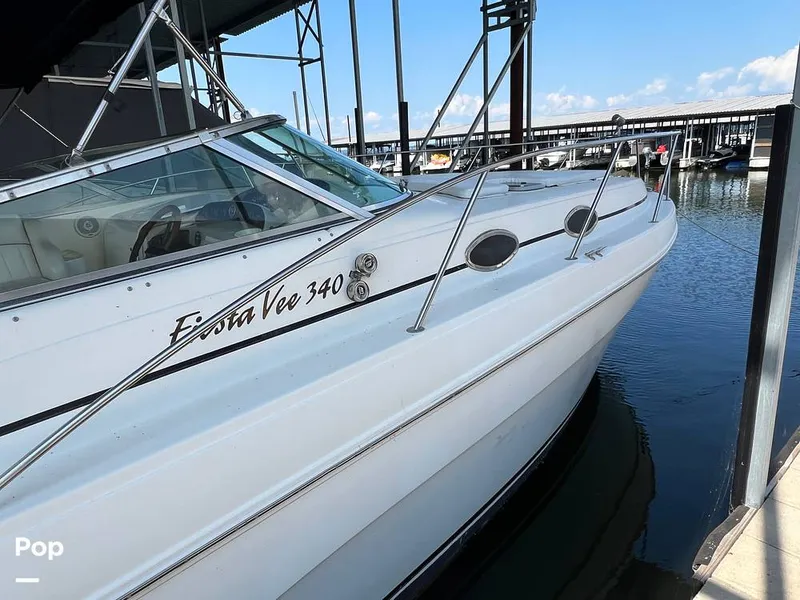 Slide: The Image of Rinker Fiesta Vee 340 2000 - 15800620