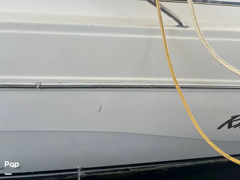 Slide: The Image of Rinker Fiesta Vee 340 2000 - 15800635