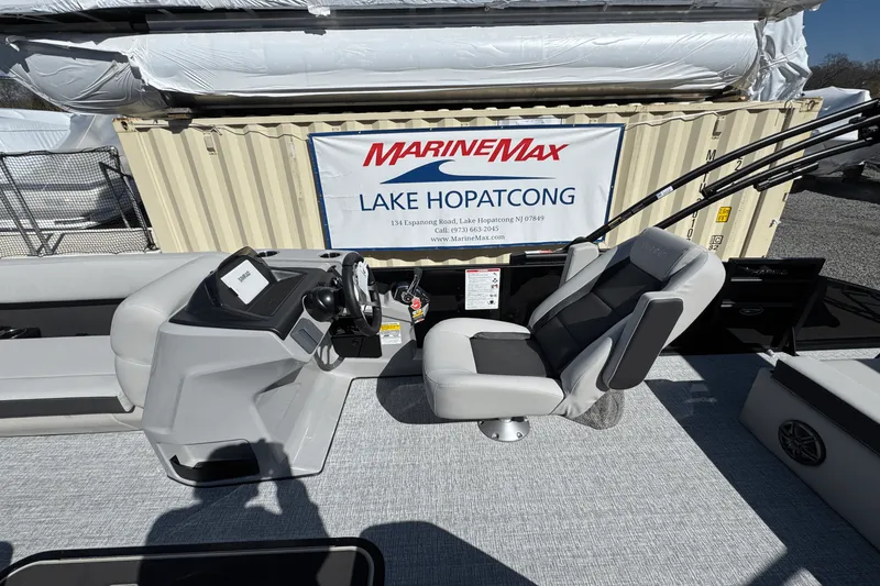 Slide: The Image of Harris 230 Cruiser 2025 - 5