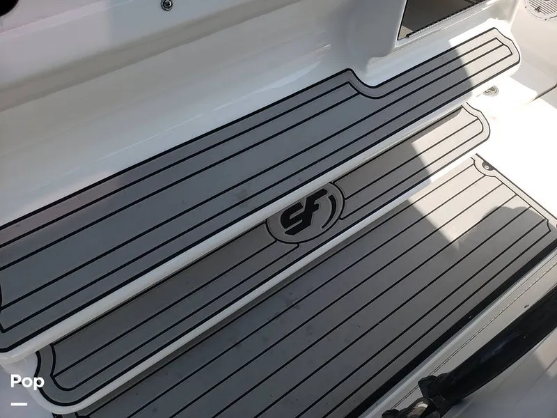 Slide: The Image of Sea Fox 328 Commander 2022 - 11030130