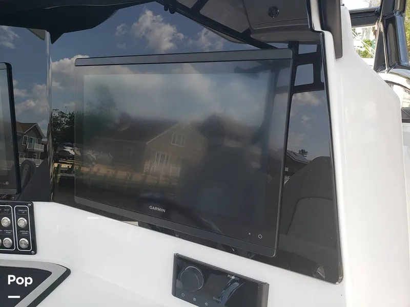 Slide: The Image of Sea Fox 328 Commander 2022 - 11030155