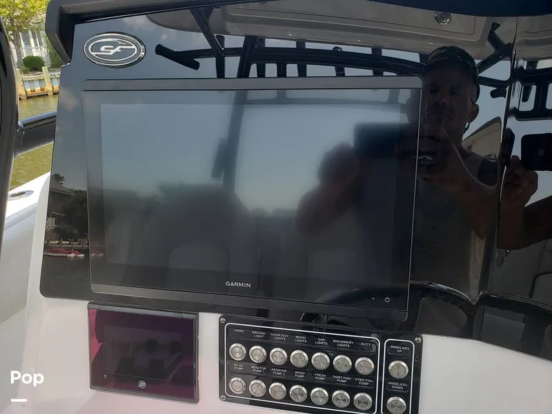 Slide: The Image of Sea Fox 328 Commander 2022 - 11030158