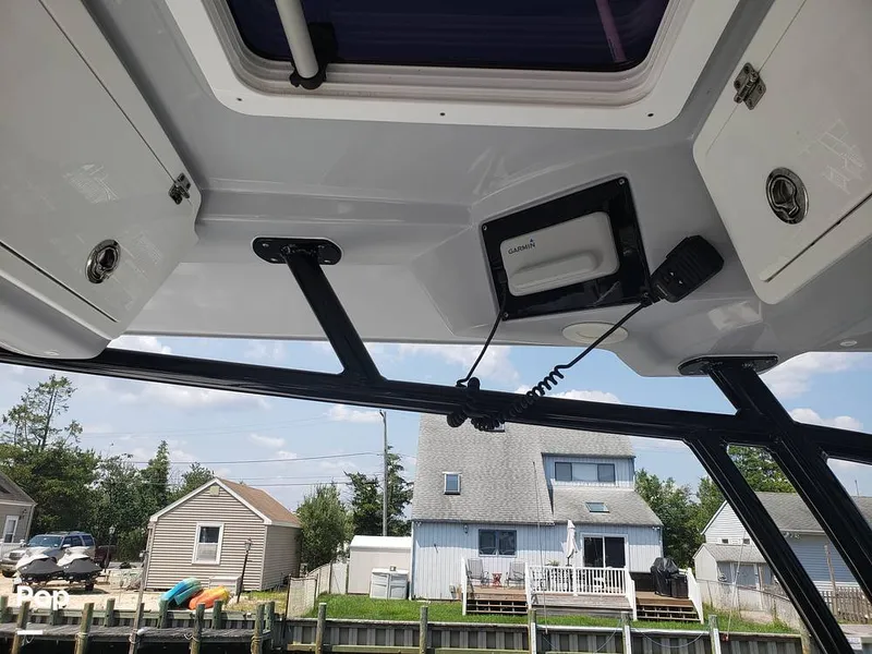 Slide: The Image of Sea Fox 328 Commander 2022 - 11030192