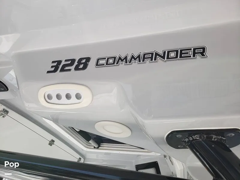 Slide: The Image of Sea Fox 328 Commander 2022 - 11030235