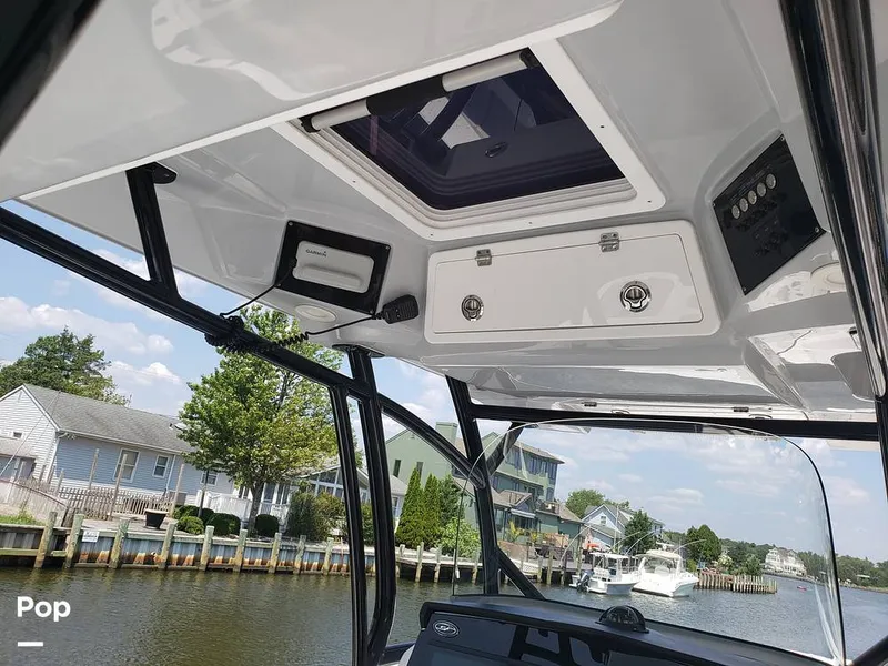 Slide: The Image of Sea Fox 328 Commander 2022 - 11030237