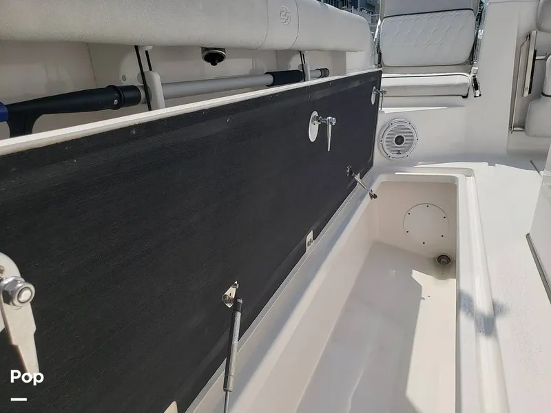 Slide: The Image of Sea Fox 328 Commander 2022 - 11030299