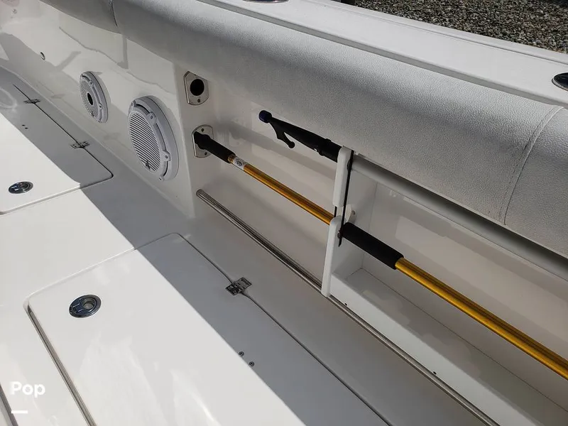 Slide: The Image of Sea Fox 328 Commander 2022 - 11030309