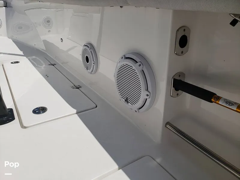 Slide: The Image of Sea Fox 328 Commander 2022 - 11030312