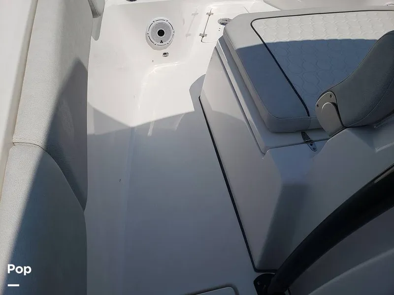 Slide: The Image of Sea Fox 328 Commander 2022 - 11030381