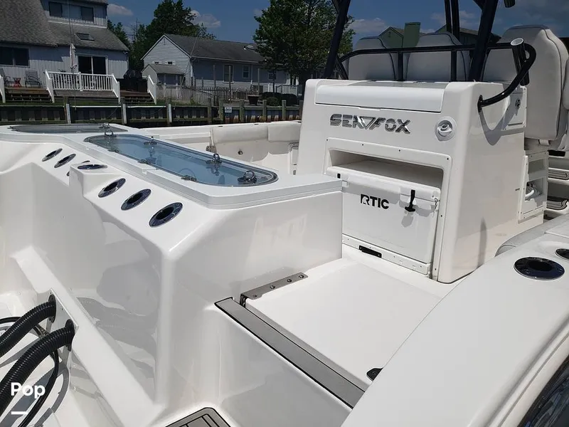 Slide: The Image of Sea Fox 328 Commander 2022 - 11029860