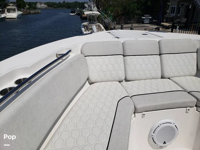 Slide: The Image of Sea Fox 328 Commander 2022 - 11030456