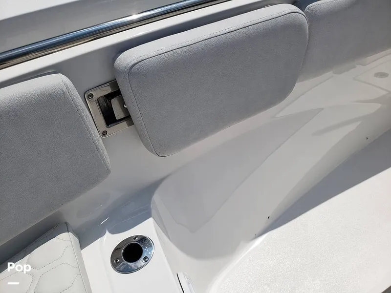 Slide: The Image of Sea Fox 328 Commander 2022 - 11030522