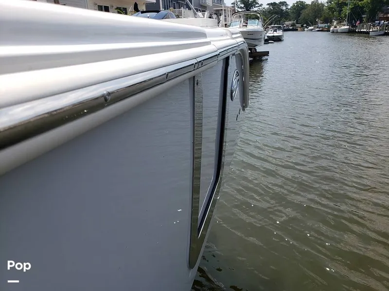 Slide: The Image of Sea Fox 328 Commander 2022 - 11030538