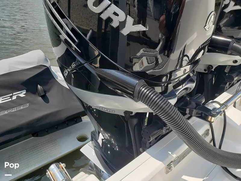 Slide: The Image of Sea Fox 328 Commander 2022 - 11030550