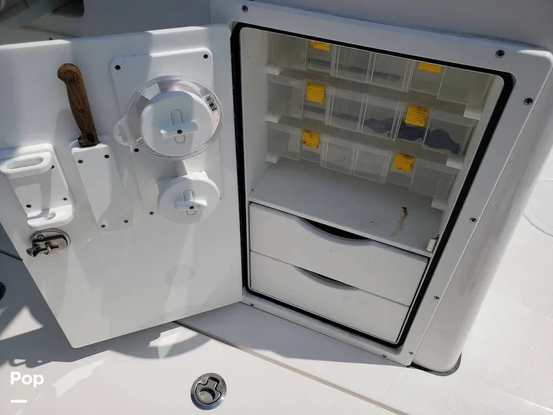 Slide: The Image of Sea Fox 328 Commander 2022 - 11030578