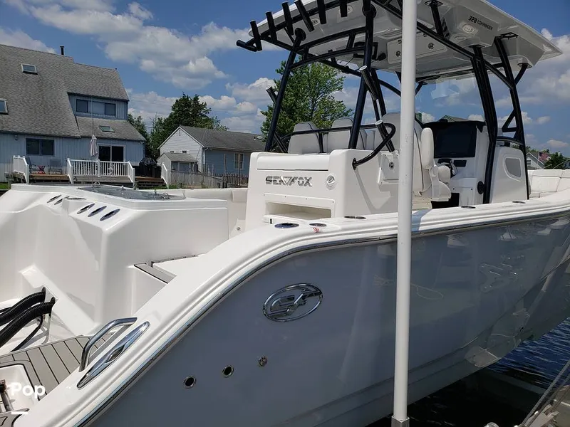 Slide: The Image of Sea Fox 328 Commander 2022 - 11030596