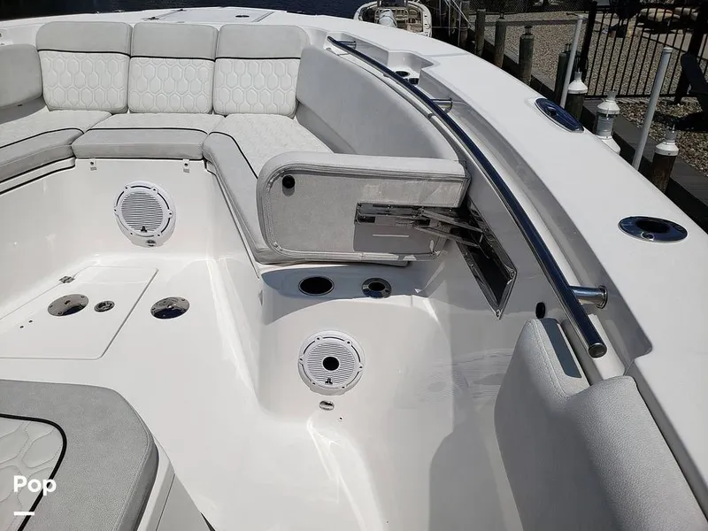 Slide: The Image of Sea Fox 328 Commander 2022 - 11030599