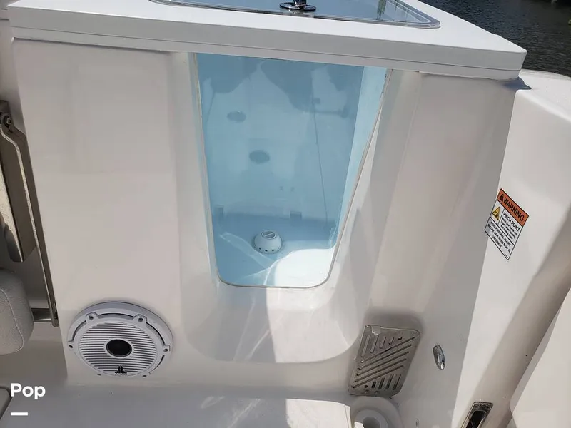 Slide: The Image of Sea Fox 328 Commander 2022 - 11029896