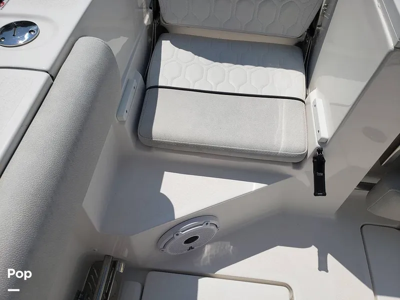 Slide: The Image of Sea Fox 328 Commander 2022 - 11029920