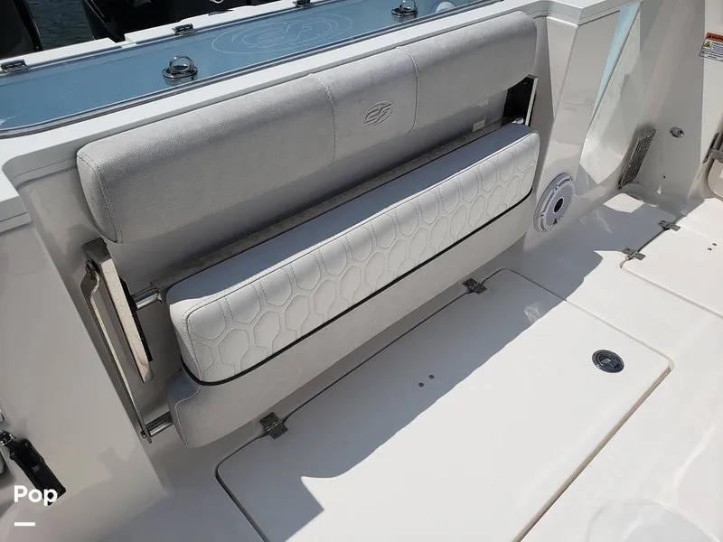 Slide: The Image of Sea Fox 328 Commander 2022 - 11029924