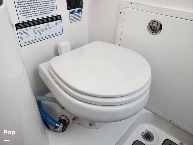 Slide: The Image of Sea Fox 328 Commander 2022 - 11030032