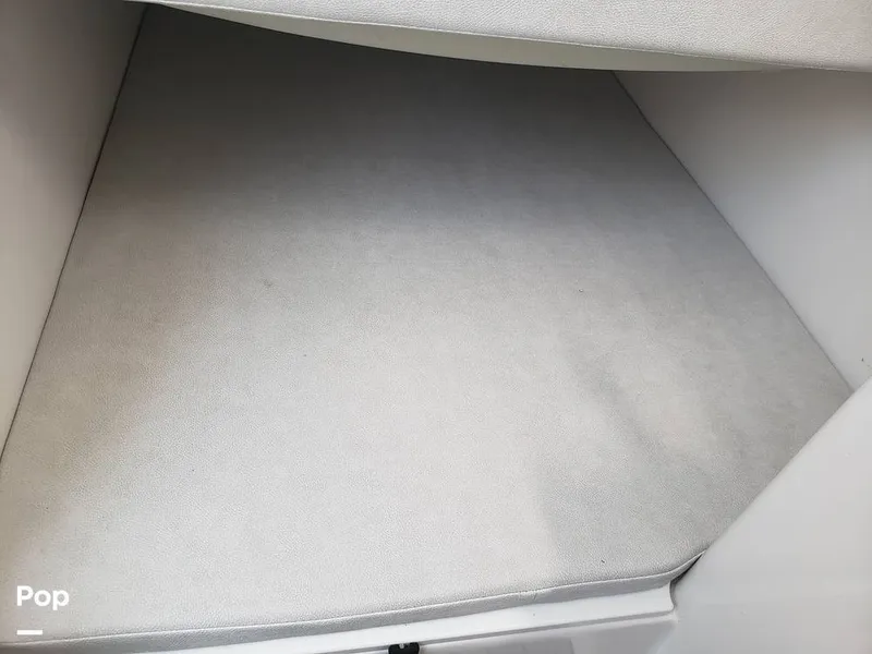 Slide: The Image of Sea Fox 328 Commander 2022 - 11030052