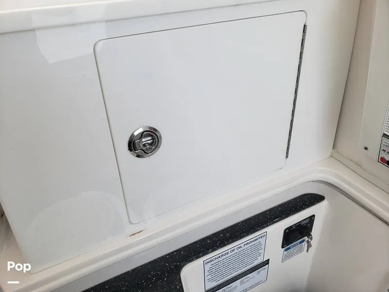 Slide: The Image of Sea Fox 328 Commander 2022 - 11030062