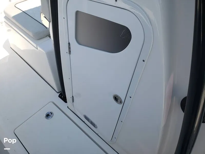 Slide: The Image of Sea Fox 328 Commander 2022 - 11030074