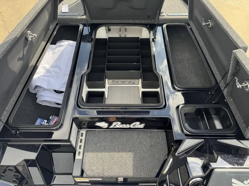 Slide: The Image of Bass Cat Lynx STS 2026 - 10