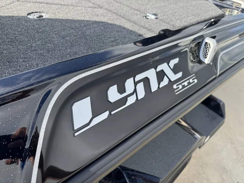 Slide: The Image of Bass Cat Lynx STS 2026 - 14