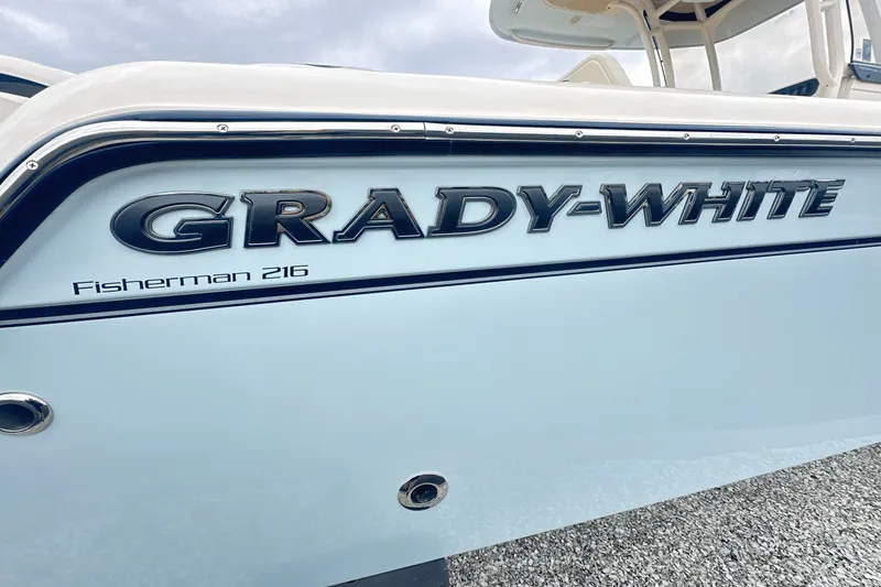 Slide: The Image of Grady-White Fisherman 216 2025 - 13