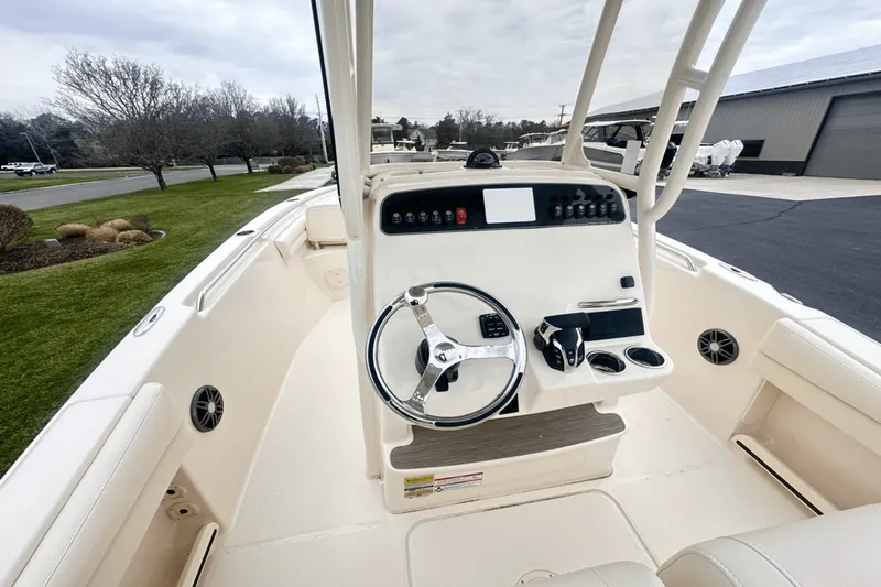 Slide: The Image of Grady-White Fisherman 216 2025 - 4