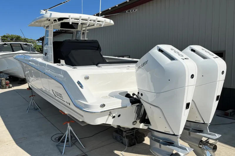 Slide: The Image of Boston Whaler 330 Outrage 2025 - 2