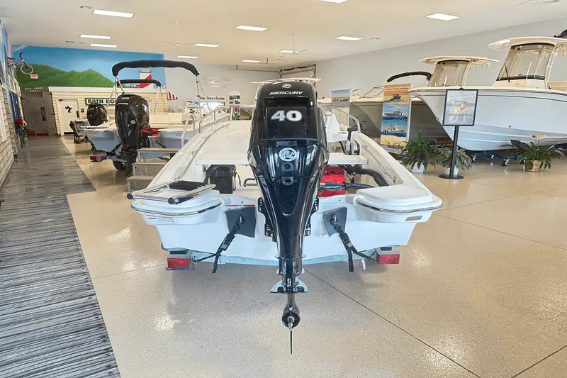 Slide: The Image of Boston Whaler 130 Super Sport 2025 - 3