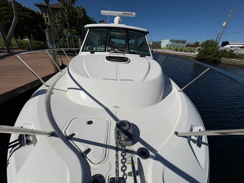 Slide: The Image of Boston Whaler 345 CONQUEST 2021 - 23