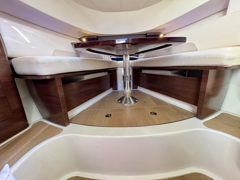 Slide: The Image of Boston Whaler 345 CONQUEST 2021 - 50