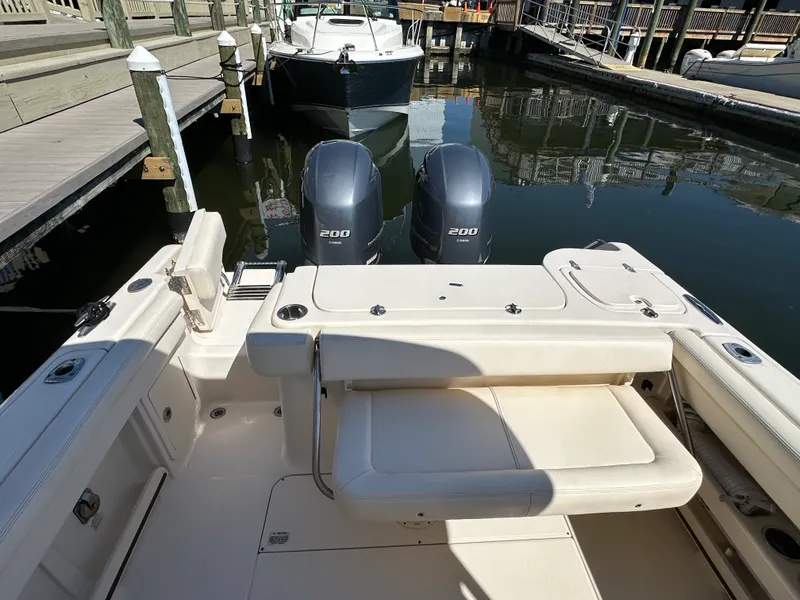 Slide: The Image of Grady-White 275 FREEDOM 2016 - 12