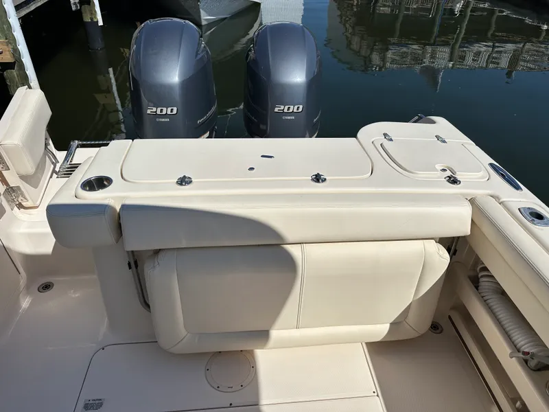 Slide: The Image of Grady-White 275 FREEDOM 2016 - 13