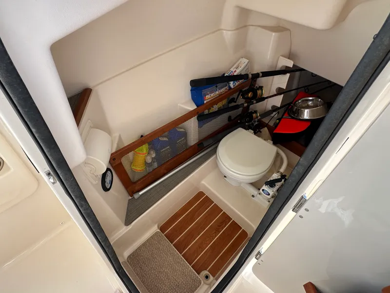 Slide: The Image of Grady-White 275 FREEDOM 2016 - 24