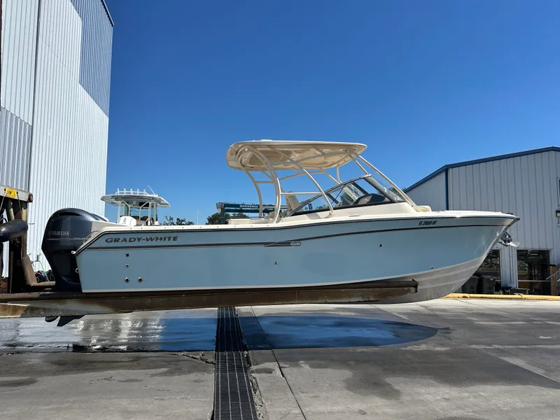 Slide: The Image of Grady-White 275 FREEDOM 2016 - 5