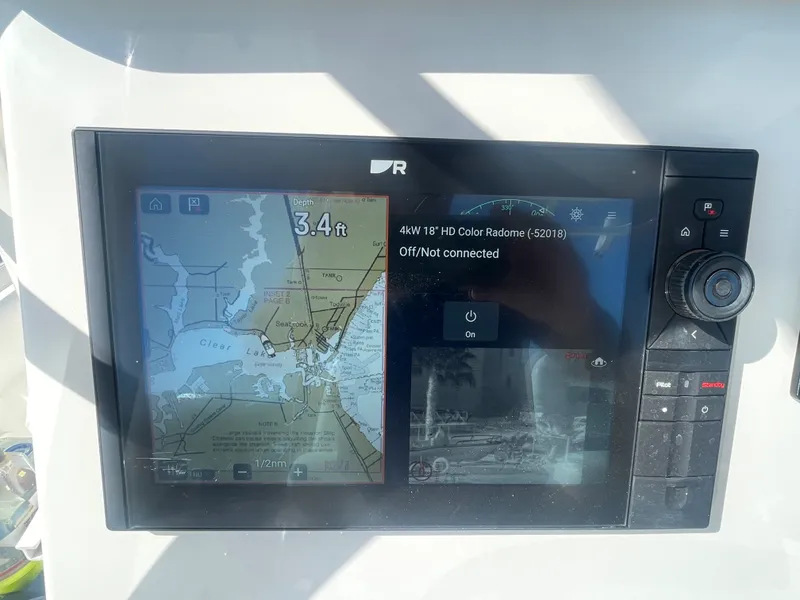 Slide: The Image of Boston Whaler 320 OUTRAGE 2013 - 11