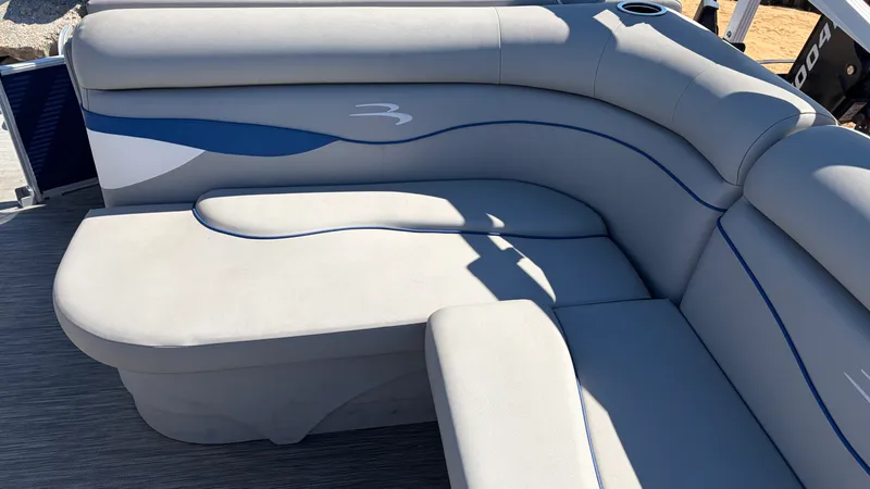 Slide: The Image of Bennington 20SV 2021 - 12