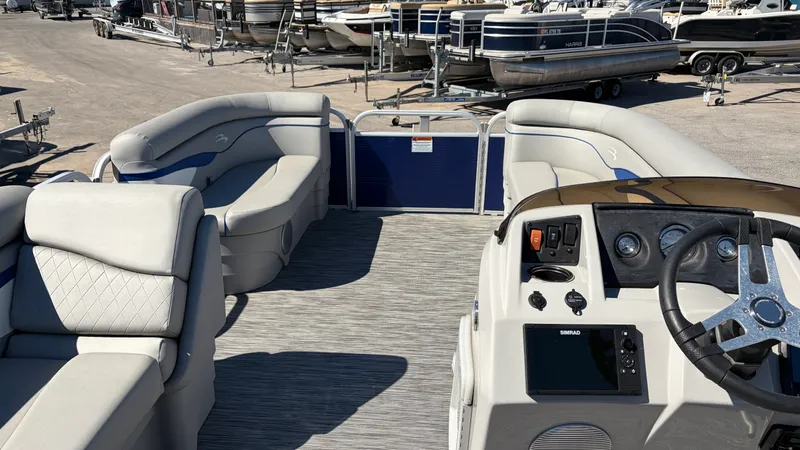 Slide: The Image of Bennington 20SV 2021 - 7