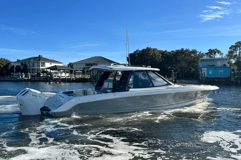 Slide: The Image of Boston Whaler 380 Realm 2025 - 11